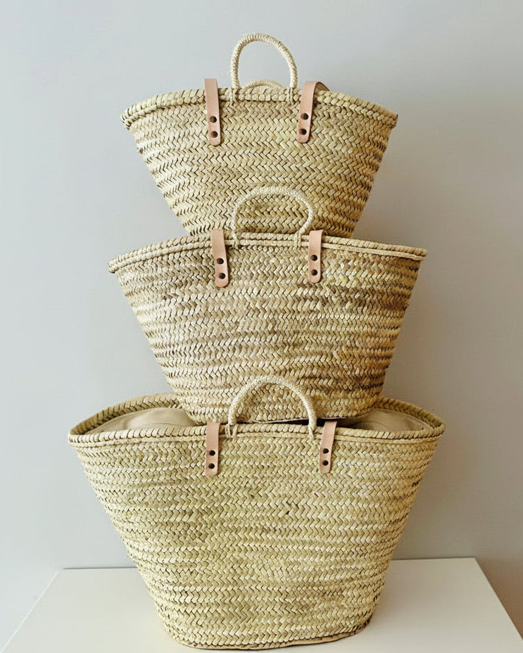 Bolso de playa de mimbre personalizado con crochet y flor de macramé