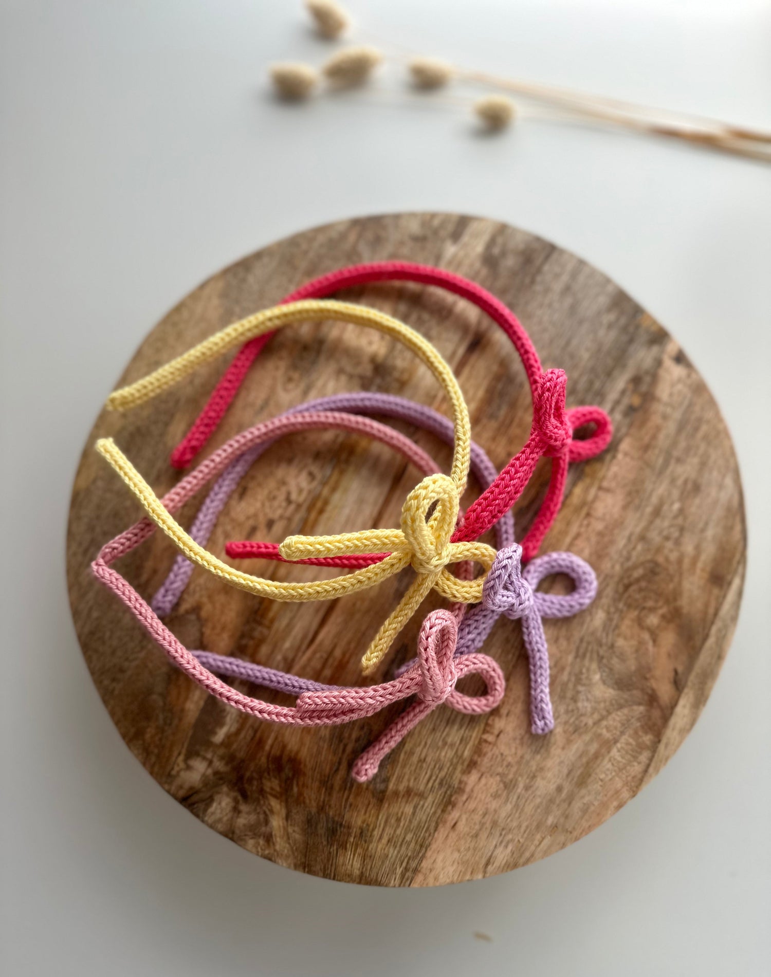 DIADEMAS MACRAMÉ Y TRICOTÍN