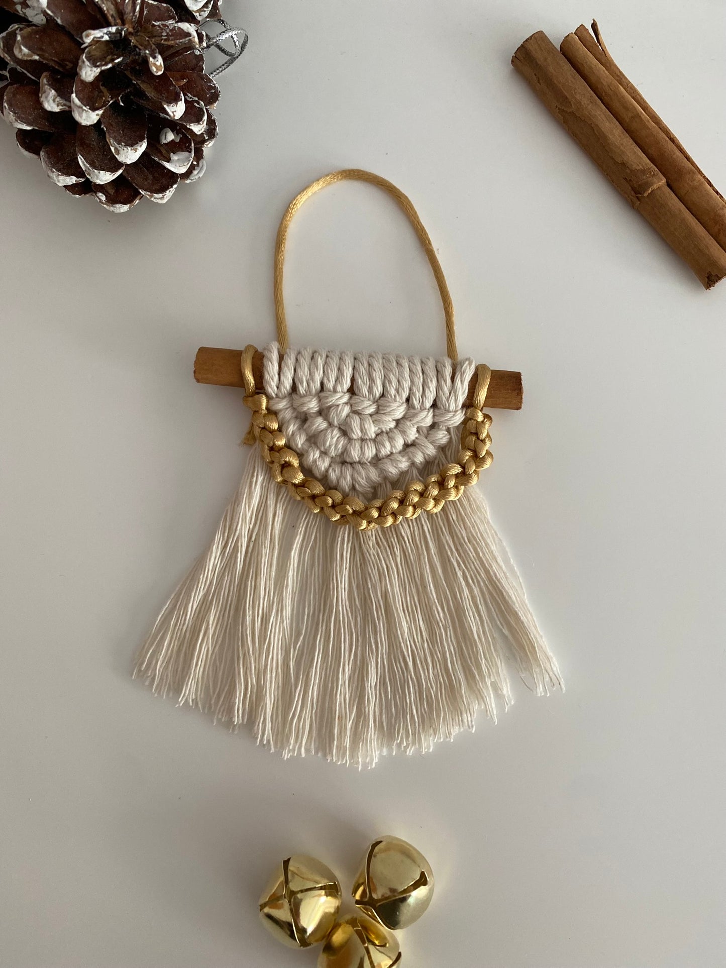 Macrame and cinnamon Christmas ornament pack