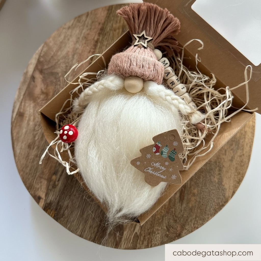 ADORNO GNOMO PERSONALIZADO REGALO NAVIDAD ROSA