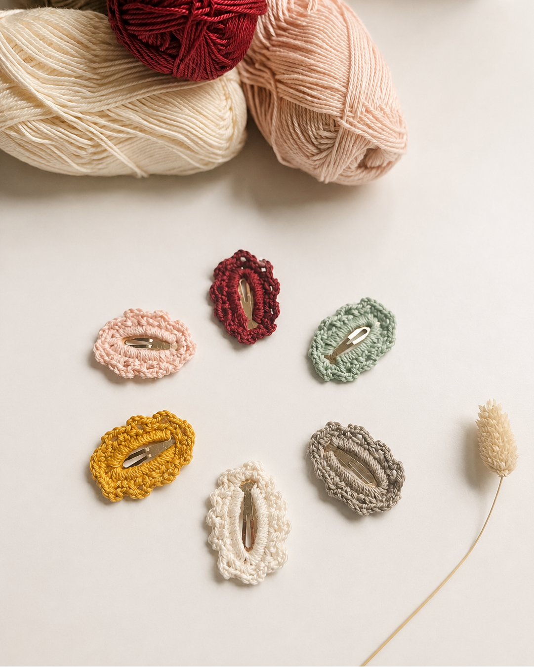 Horquillas de crochet románticas hechas a mano en varios colores tamaño pequeño 