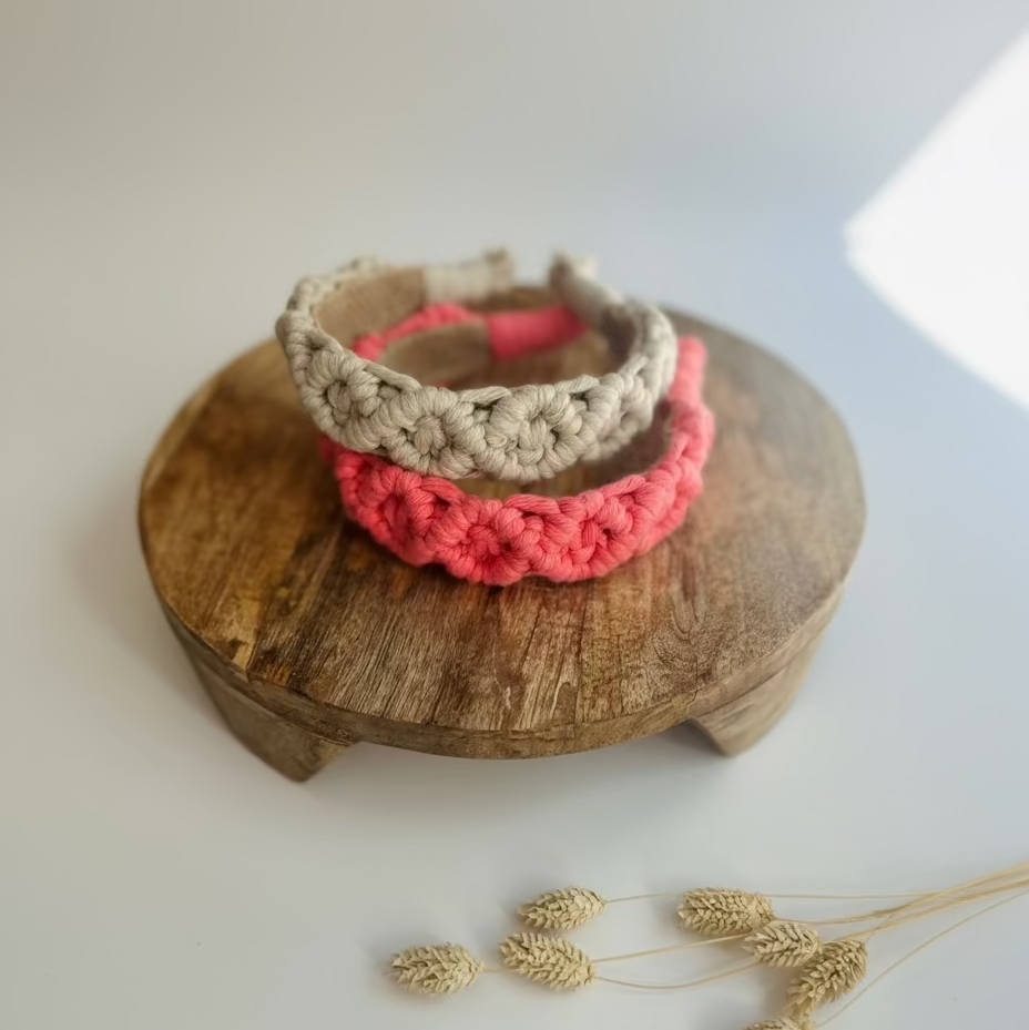 Diadema boho ancha de macramé