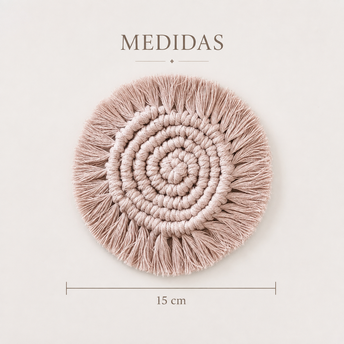 Posavasos de macramé rosa con flecos, 15 cm de diámetro, hecho a mano
