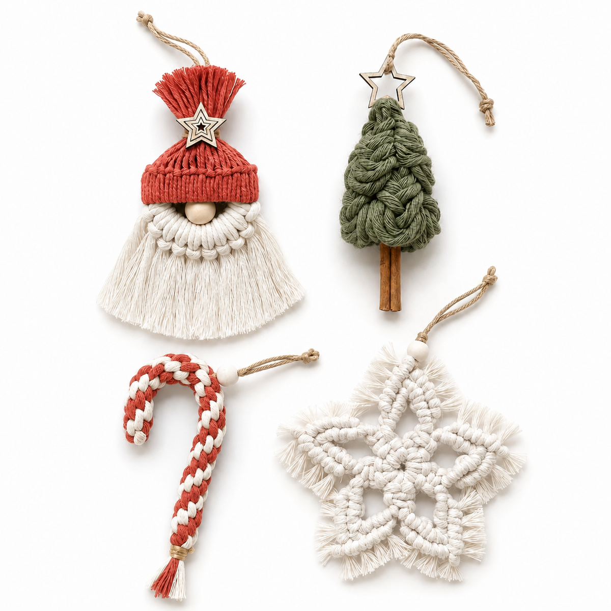 Pack de 4 adornos de Navidad de macramé en terracota y verde